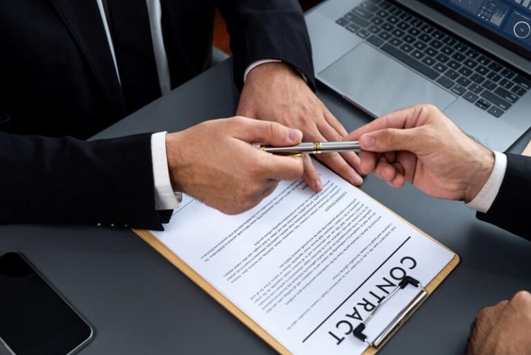 Papier telt: vast contract zonder schriftelijke vastlegging kost werkgever geld Papier telt: vast contract zonder schriftelijke vastlegging kost werkgever geld